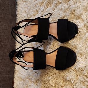 Madewell Black Suede Heeled Sandals with ankle straps